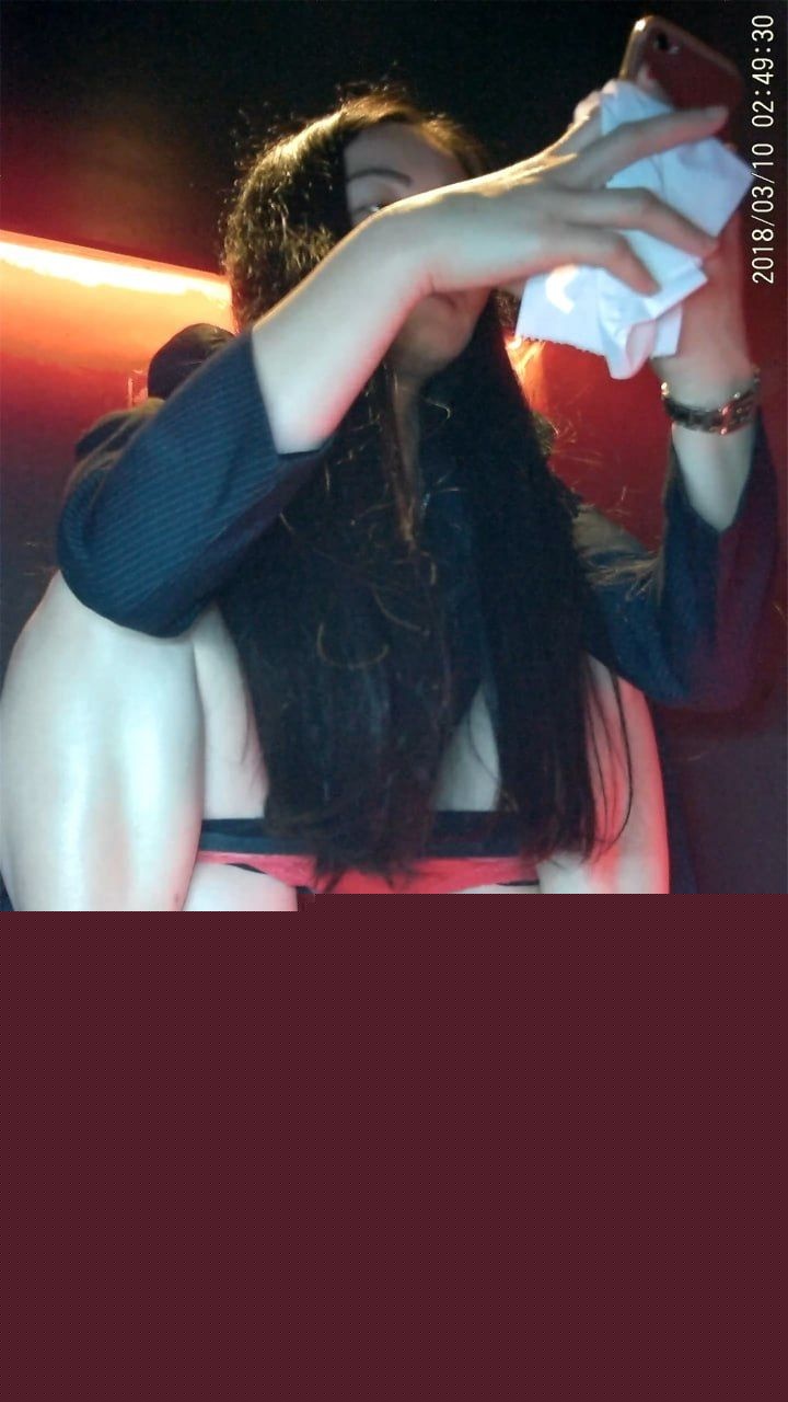 KTV女厕偷拍大合集108 KTV女厕偷拍大合集108