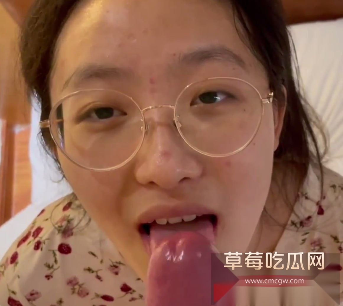 ppt爆料出轨再添猛将!珠海唐家金凤小学模范教师莫莉被曝与青训足球教练徐某奇出轨偷情 手机里藏各种性爱视频! 25 ppt爆料出轨再添猛将!珠海唐家金凤小学模范教师莫莉被曝与青训足球教练徐某奇出轨偷情 手机里藏各种性爱视频! 25