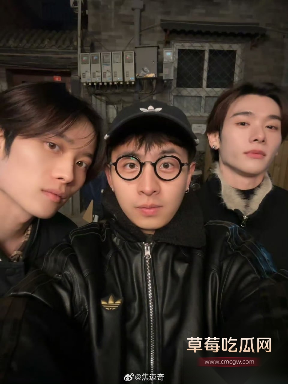 photo520251024145729