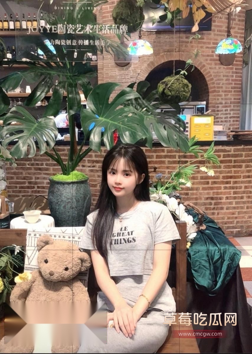 金成峰展会女业务员照片5 金成峰展会女业务员照片5