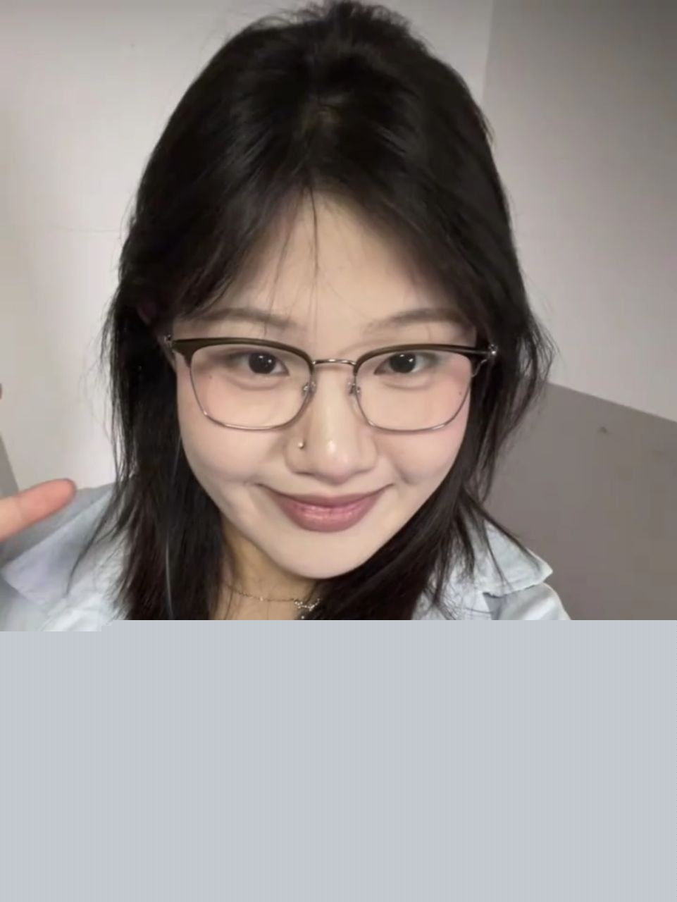 山西太原眼镜反差婊吴梦琪私下骚样被曝光3