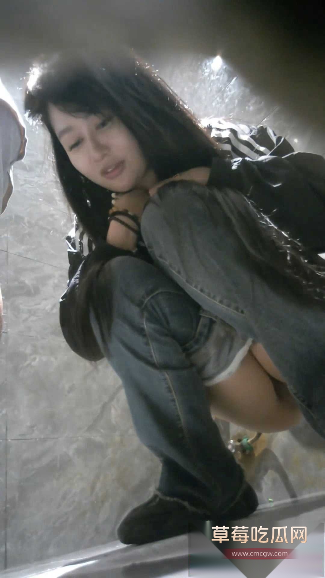 夜总会女厕所拍摄 3 夜总会女厕所拍摄 3