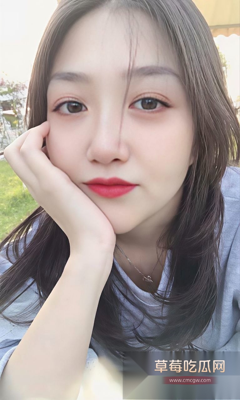 高颜值人妻不甘一辈子守着老公的鸡巴 趁老公出门就出门偷情 穿情趣套装捆绑play玩的超花! 3 高颜值人妻不甘一辈子守着老公的鸡巴 趁老公出门就出门偷情 穿情趣套装捆绑play玩的超花! 3