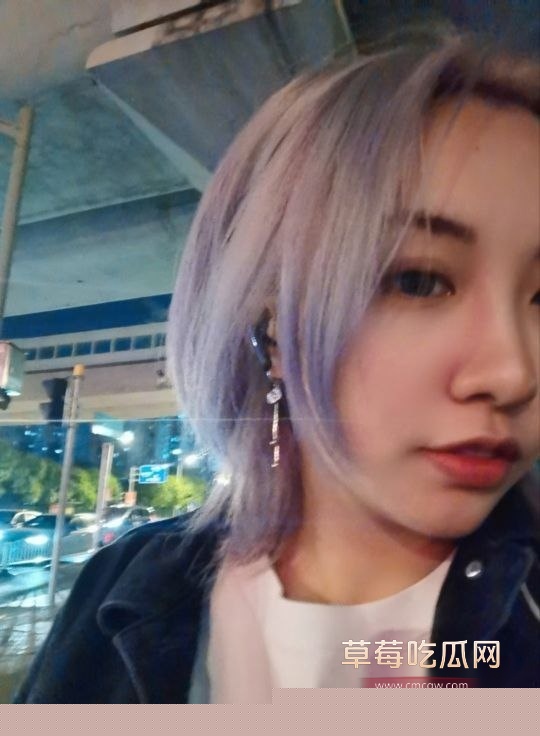 上海大奶纹身妹刘君沉迷在啪啪过程中抖动展示豪乳巨奶 日常私拍奶子照片给男人勾引他们上床! 7 上海大奶纹身妹刘君沉迷在啪啪过程中抖动展示豪乳巨奶 日常私拍奶子照片给男人勾引他们上床! 7