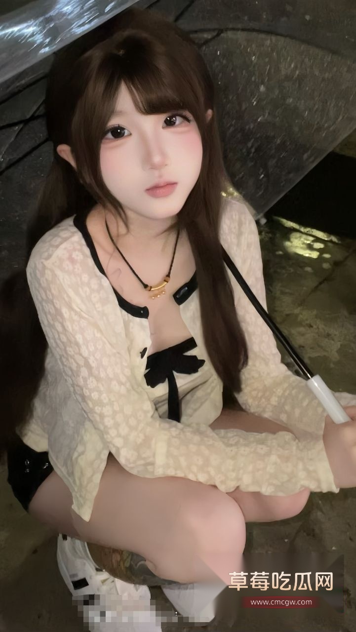 快手颜值主播帅气的门牙线上1v1裸聊曝光3 快手颜值主播帅气的门牙线上1v1裸聊曝光3