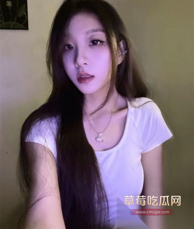 漂亮女友发骚记 长沙理工大学漂亮学妹张怡涵刚入校就被学长拿下 酒店与男友恩爱口交啪啪并拍视频留念! 7 漂亮女友发骚记 长沙理工大学漂亮学妹张怡涵刚入校就被学长拿下 酒店与男友恩爱口交啪啪并拍视频留念! 7