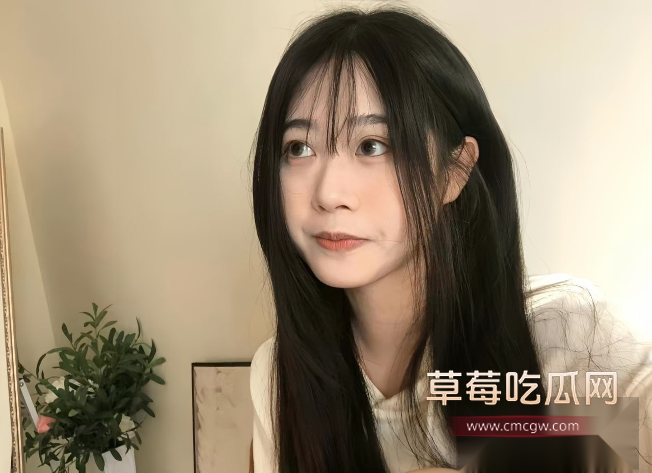 半藏森林风纯欲少女Callu3uuu妹凭借自己的白虎美穴火出圈 私房自慰玩穴视频让人欲望喷张! 1 半藏森林风纯欲少女Callu3uuu妹凭借自己的白虎美穴火出圈 私房自慰玩穴视频让人欲望喷张! 1