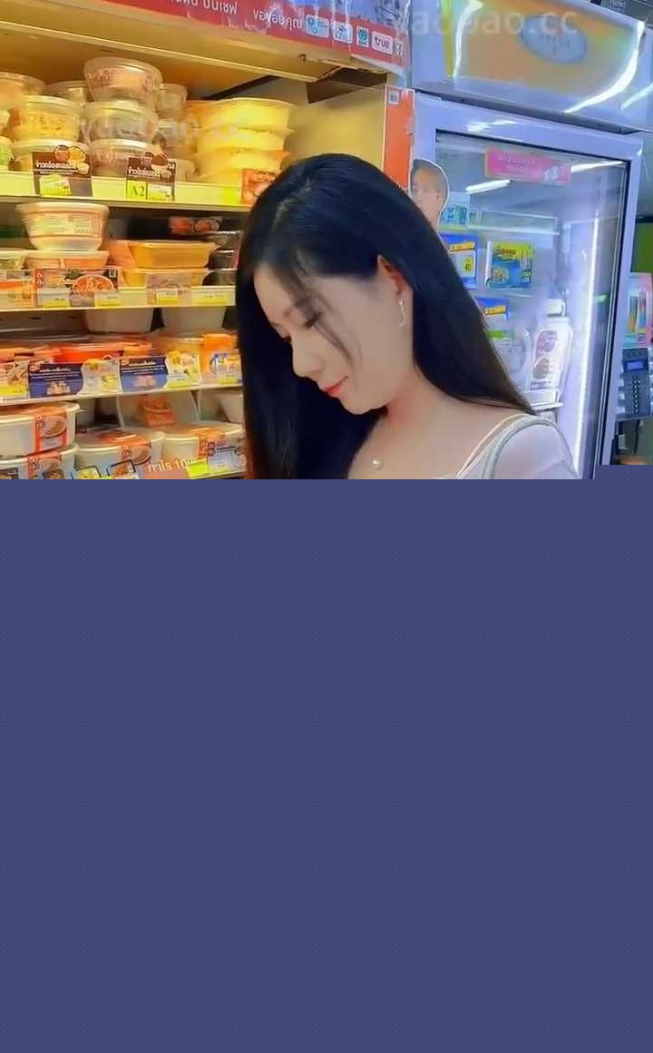 内地AV主播李雅巨乳女菩萨送温暖剧情 2