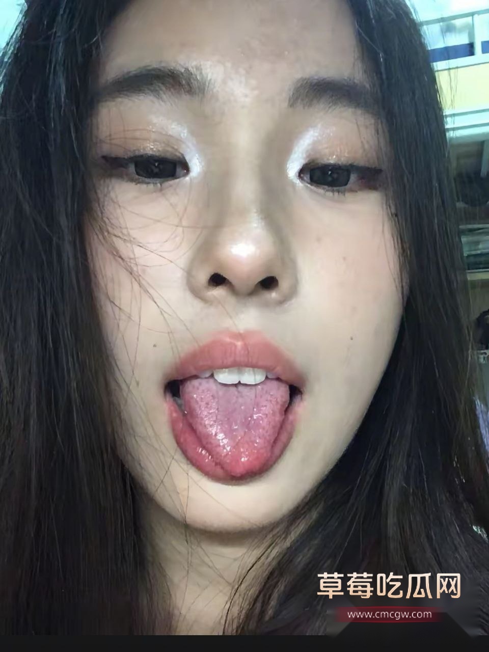 山东泰安极品高颜值美女谢馨予女上位榨精 2