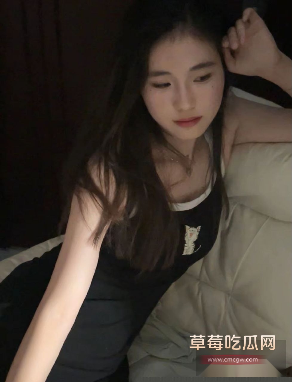 山东泰安极品高颜值美女谢馨予女上位榨精 3