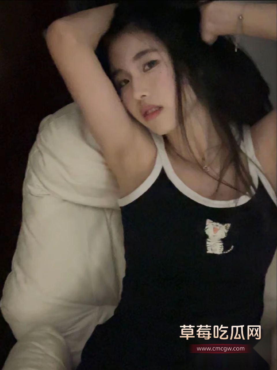 山东泰安极品高颜值美女谢馨予女上位榨精 6