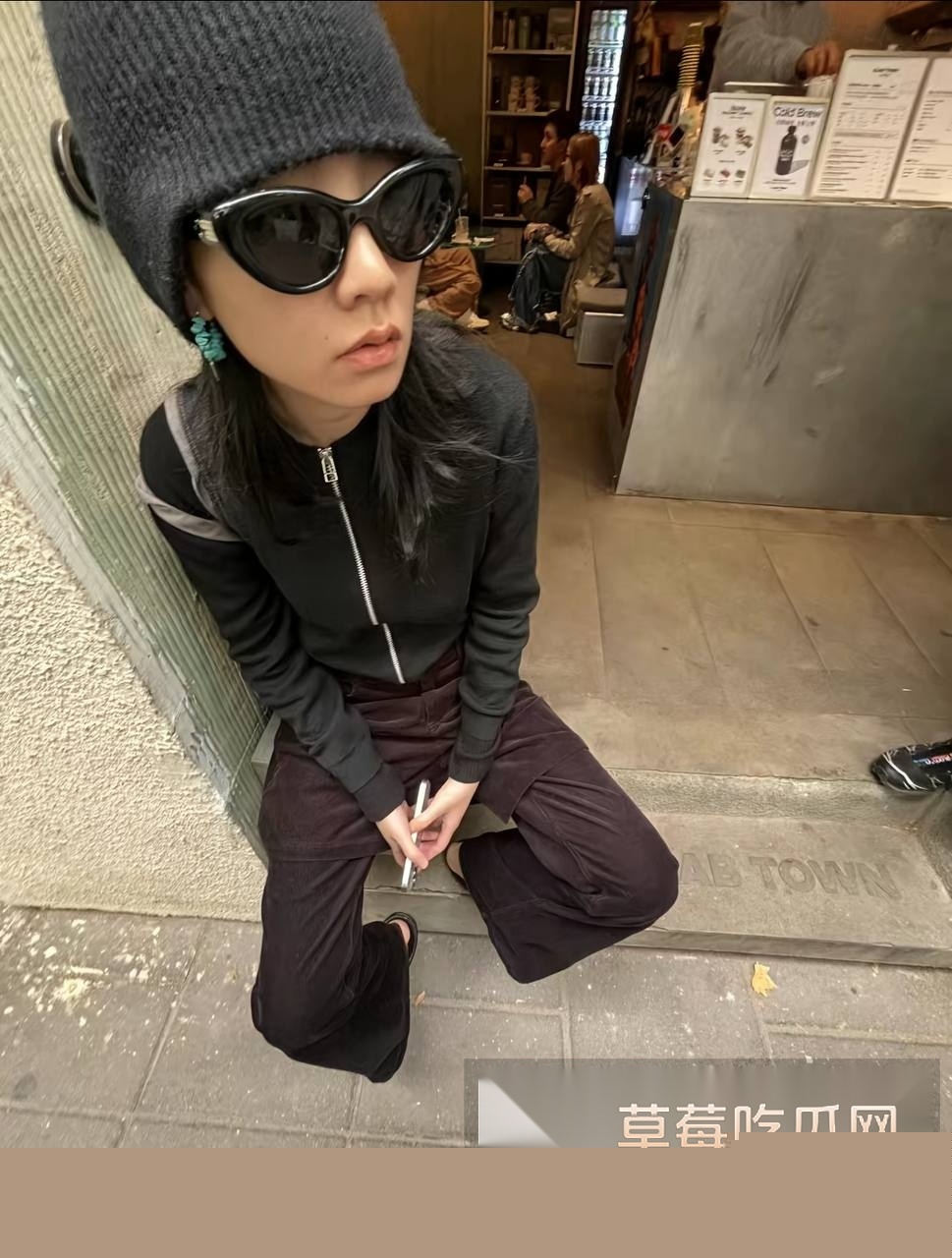 抖音小网红王大钳子被前男友爆料在交往期间出轨男网红洛桑 且同时与多男约炮 有性爱视频为证 母狗实锤！ 87