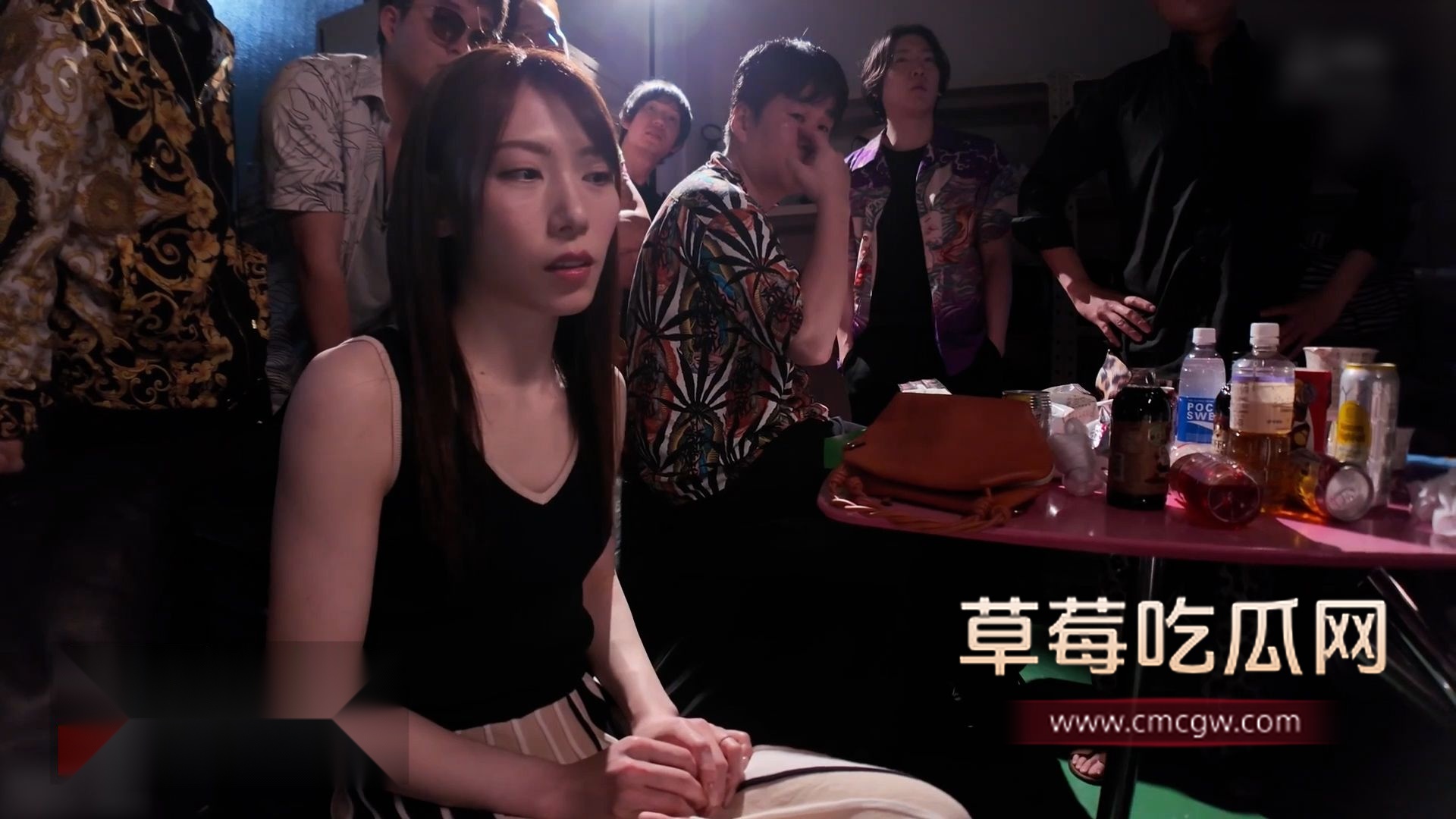 前妻再婚后过上了幸福生活让自己嫉妒的面目全非1