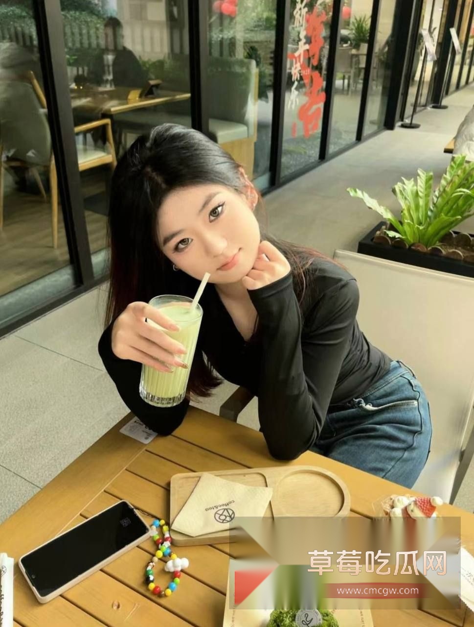 河北地质大学凡凡和男友的私密视频被其泄漏3