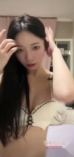 高颜值主播澪一对一裸聊娇羞揉奶尽显火辣诱惑 3