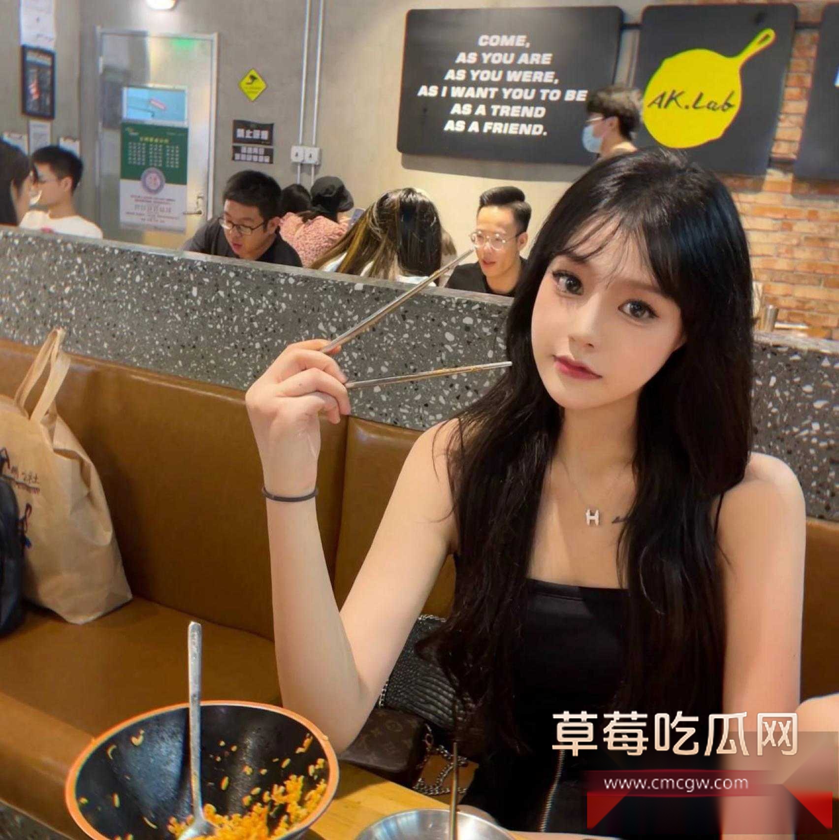 富二代约炮大神fkabuto猎艳汕头小红书网红 1