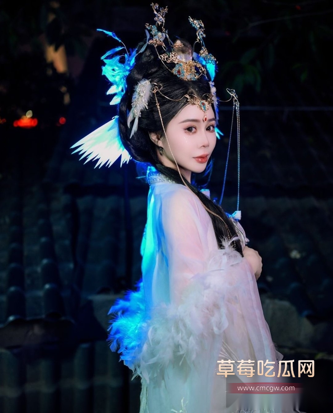 巨乳网美洪七露脸深喉 4