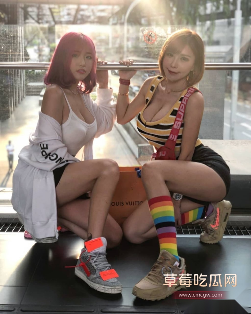 闻名全球的马来西亚企业家MSPuiyi被爆是网黄出身 靠卖逼赚的第一桶金后开始创业 其绝版自慰啪啪资源不容错过! 1 闻名全球的马来西亚企业家MSPuiyi被爆是网黄出身 靠卖逼赚的第一桶金后开始创业 其绝版自慰啪啪资源不容错过! 1