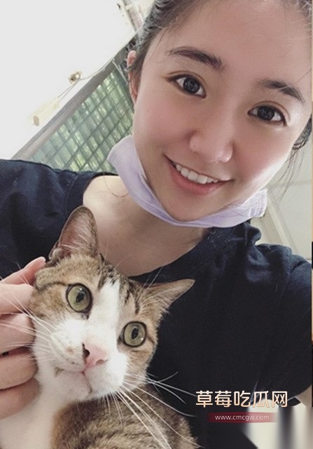 台湾蘆州热爱跳钢管舞的超辣女警 萧学逸 8 台湾蘆州热爱跳钢管舞的超辣女警 萧学逸 8