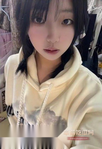 湖北眼镜大学生陈敏华4 湖北眼镜大学生陈敏华4