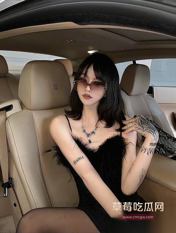 OnlyFans华裔TS伪娘 15 OnlyFans华裔TS伪娘 15