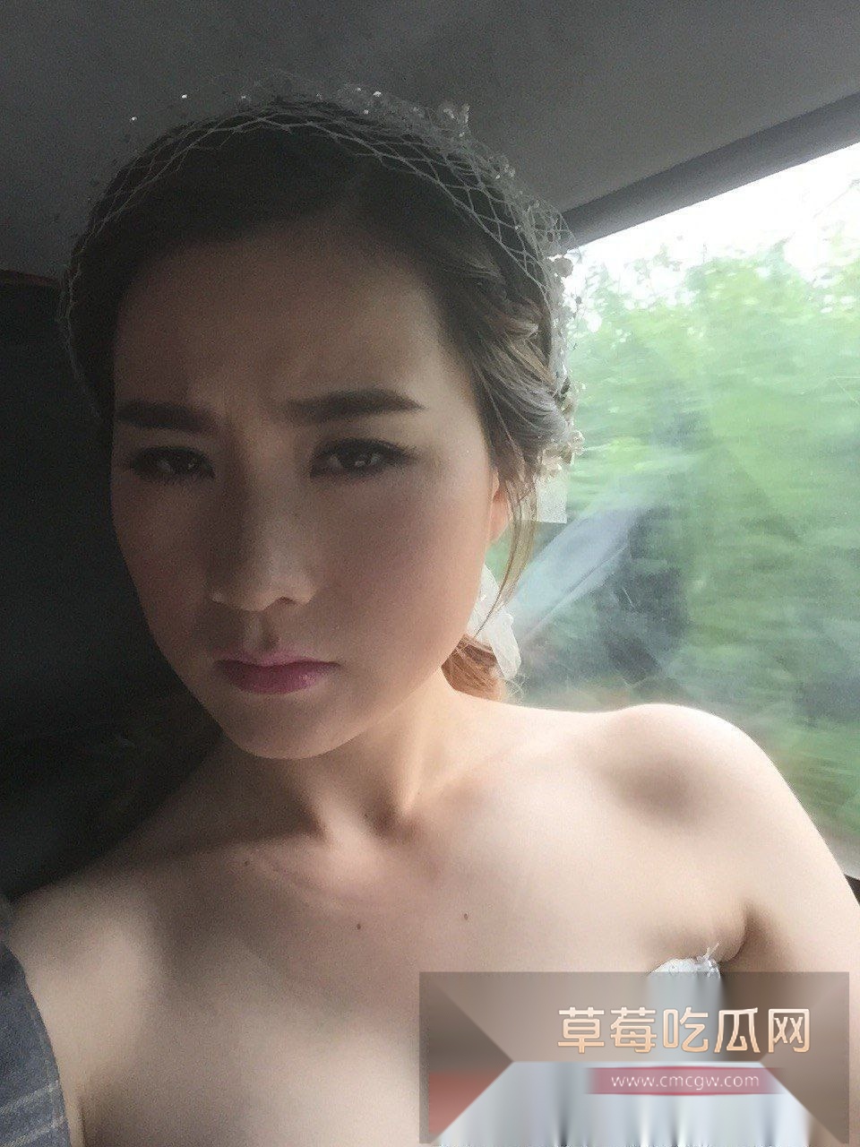 广东珠海小富婆莉莉受老公出轨影响 自己也在外边玩男人 而且一次玩俩 两个男人轮番上阵鸡巴直捣黄龙 差点爽死这骚货! 7 广东珠海小富婆莉莉受老公出轨影响 自己也在外边玩男人 而且一次玩俩 两个男人轮番上阵鸡巴直捣黄龙 差点爽死这骚货! 7