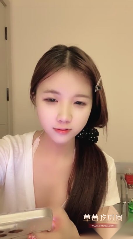 高颜清纯大学校花 16 高颜清纯大学校花 16