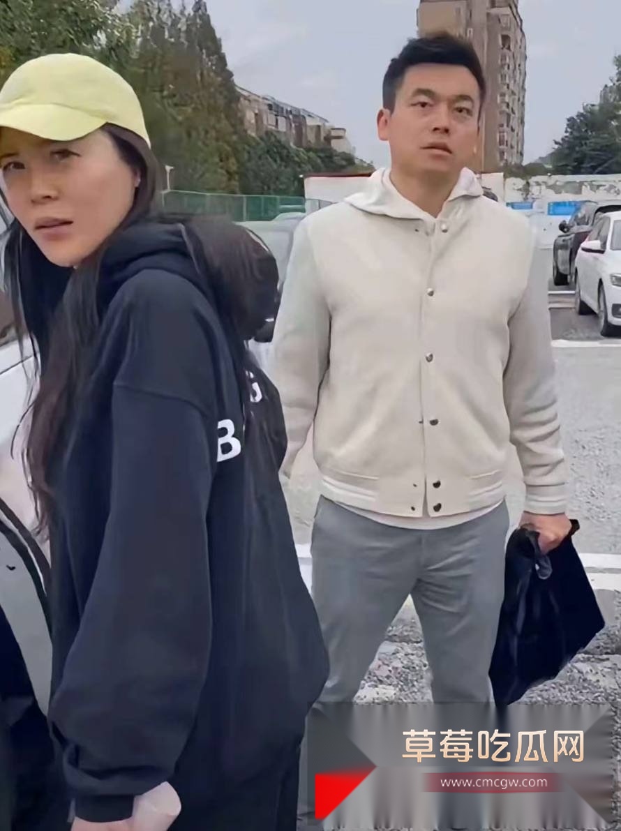 君合律师事务所合伙人许晟骜被曝出轨上航空姐王文杰 二人激情打炮视频被泄露 凤凰男被原配踢出公司 真大快人心！ 13