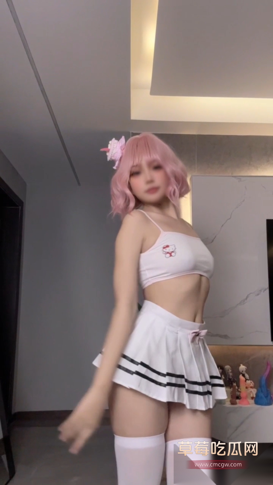 小仙云儿抖音风裸舞秀 1 小仙云儿抖音风裸舞秀 1