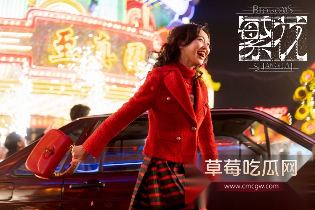 靠《繁花》获奖无数的编剧秦雯和知名导演王家卫的私密聊天对话被编剧古二曝光 二人满嘴淫言狂语 对金婧开黄腔 嘲讽唐嫣是装货 引全网热议！ 6