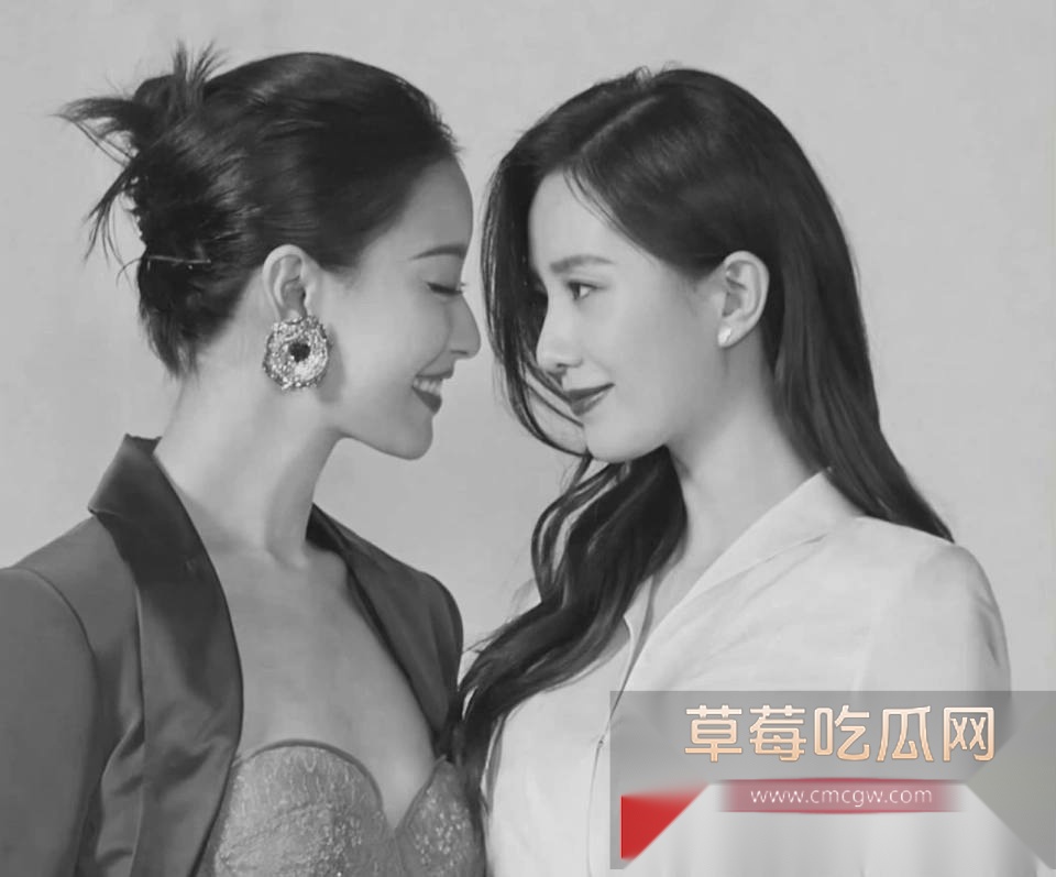 靠《繁花》获奖无数的编剧秦雯和知名导演王家卫的私密聊天对话被编剧古二曝光 二人满嘴淫言狂语 对金婧开黄腔 嘲讽唐嫣是装货 引全网热议！ 14