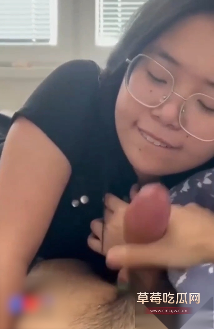 济南大学骚眼镜妹陈楚怡露脸口交榨精 8 济南大学骚眼镜妹陈楚怡露脸口交榨精 8