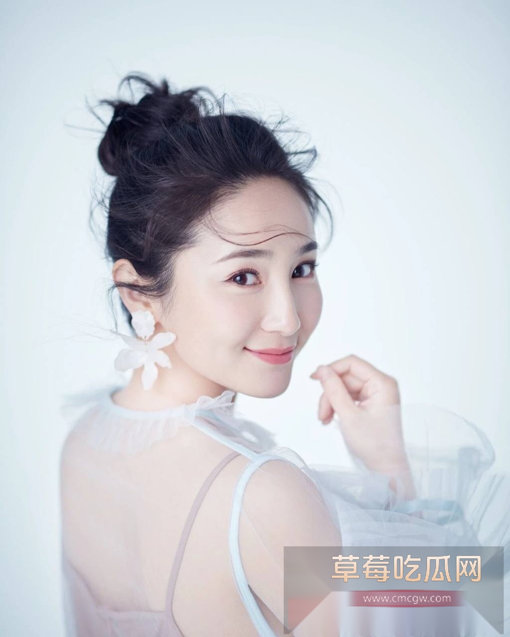 中国教育电视台美女主持人陈慧与男友不雅视频泄露 镜头前气质高雅的她私下双腿大张求操 可惜视频泄露后她被辞退 前途尽毁！ 7