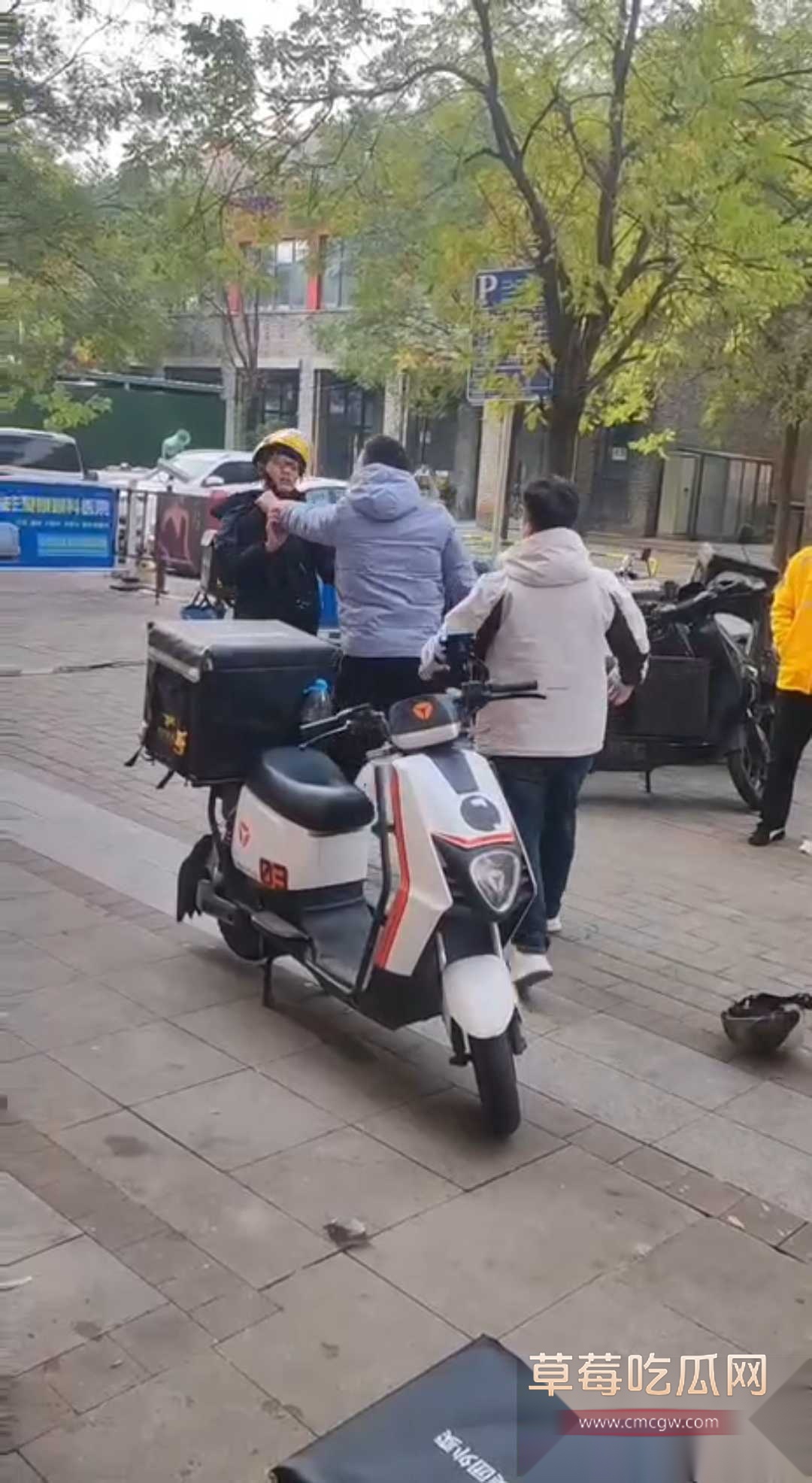 河北石家庄美团外卖员小哥杀人 2