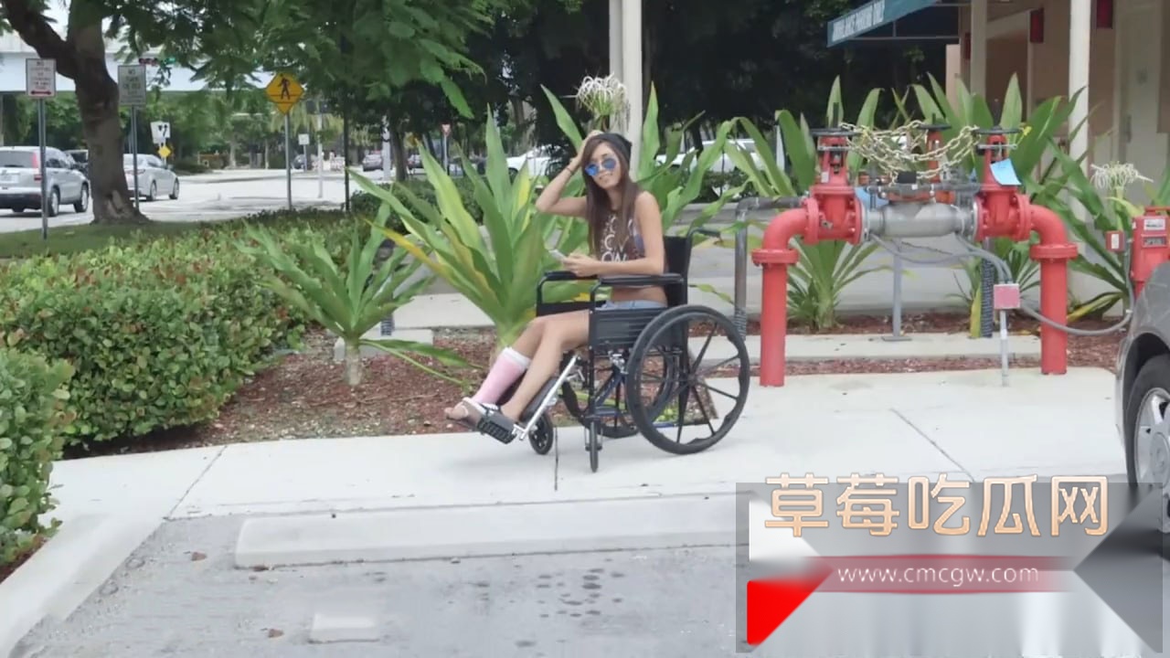轮椅女孩Kimberly 1