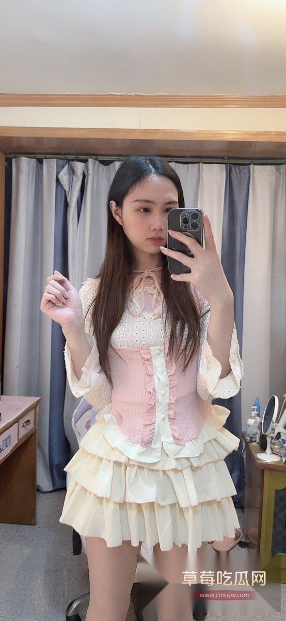 南京顶美高颜值MTF胡静静打飞机视频流出 4 南京顶美高颜值MTF胡静静打飞机视频流出 4