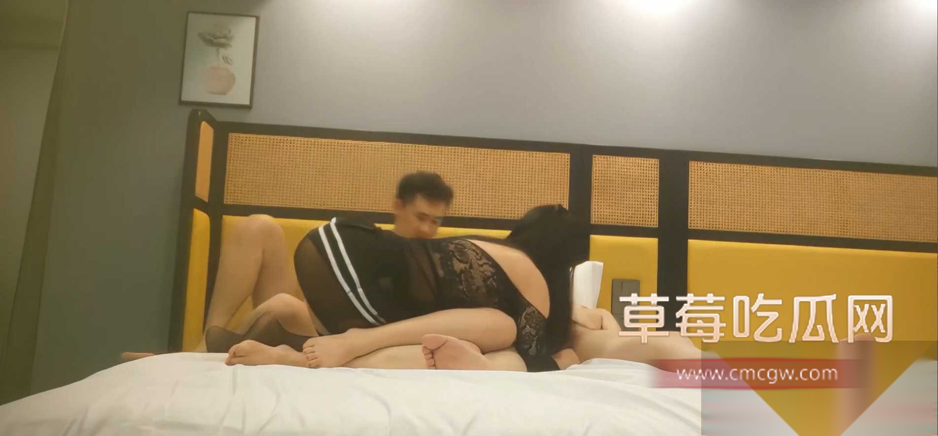 年度换妻淫乱盛宴 4 年度换妻淫乱盛宴 4