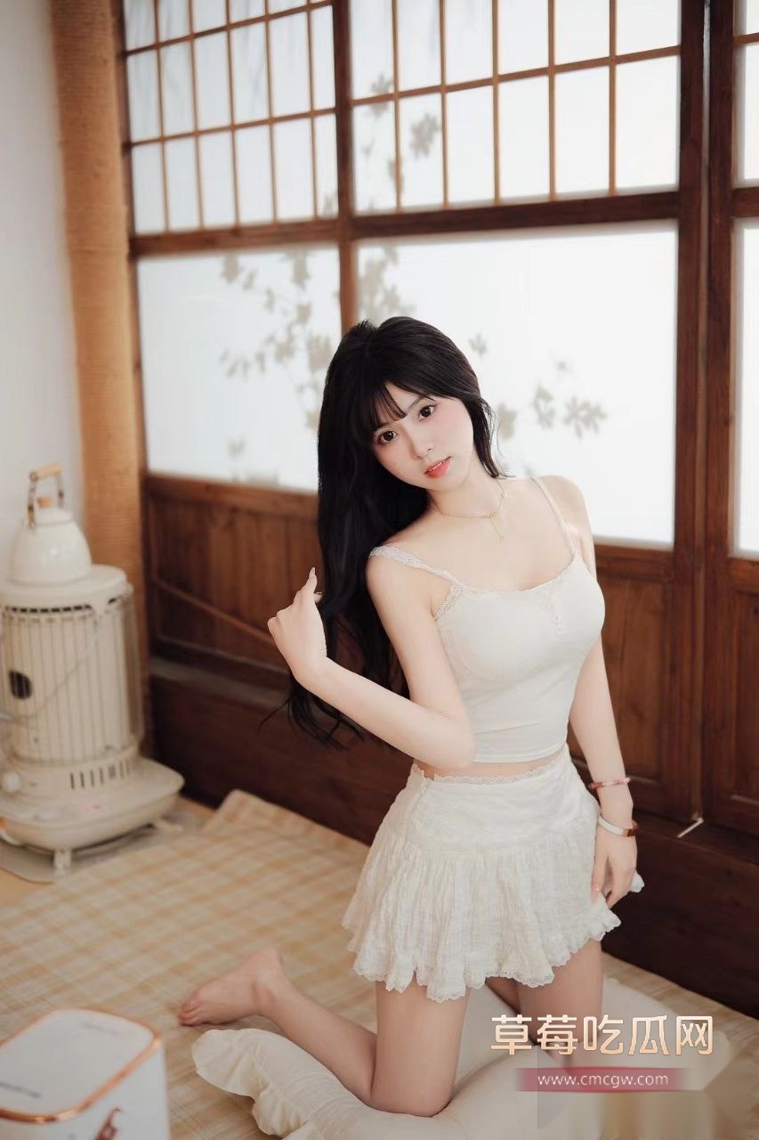 广州长相清纯的带货主播 郑宝宇 22