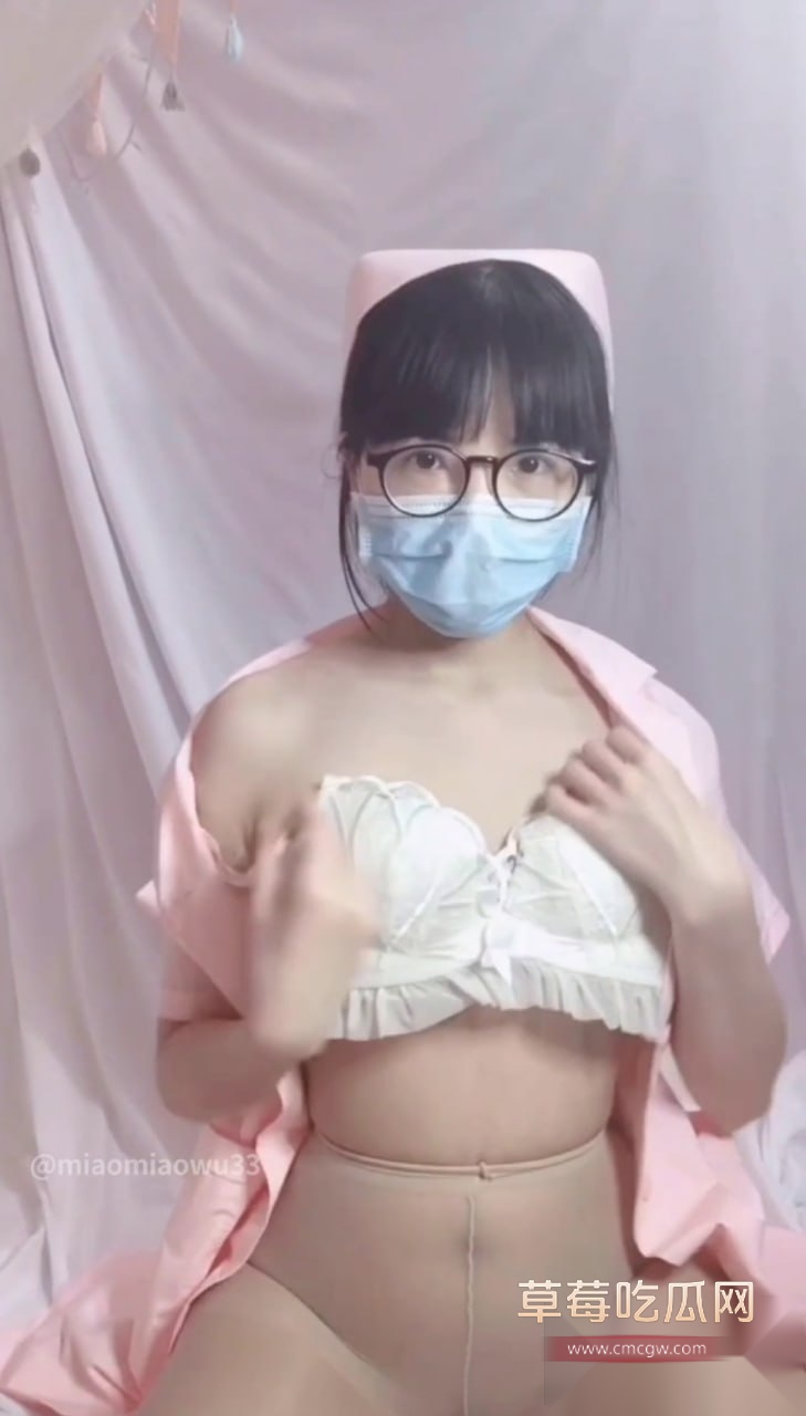 女老师课后被学生掐脖深喉 5