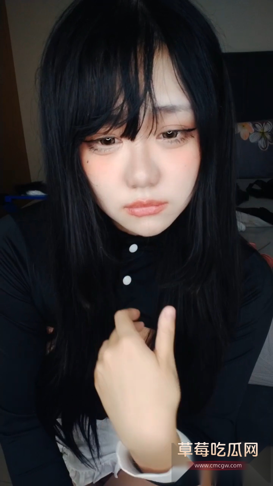 地雷系精神小妹自慰诱惑 3