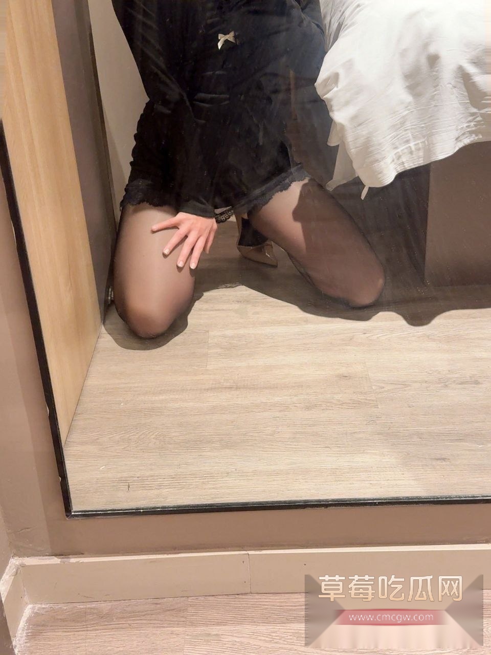 上海街舞老师娜娜遭废物绿帽老公献给兄弟 17