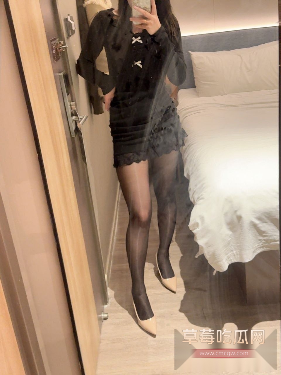 上海街舞老师娜娜遭废物绿帽老公献给兄弟 18