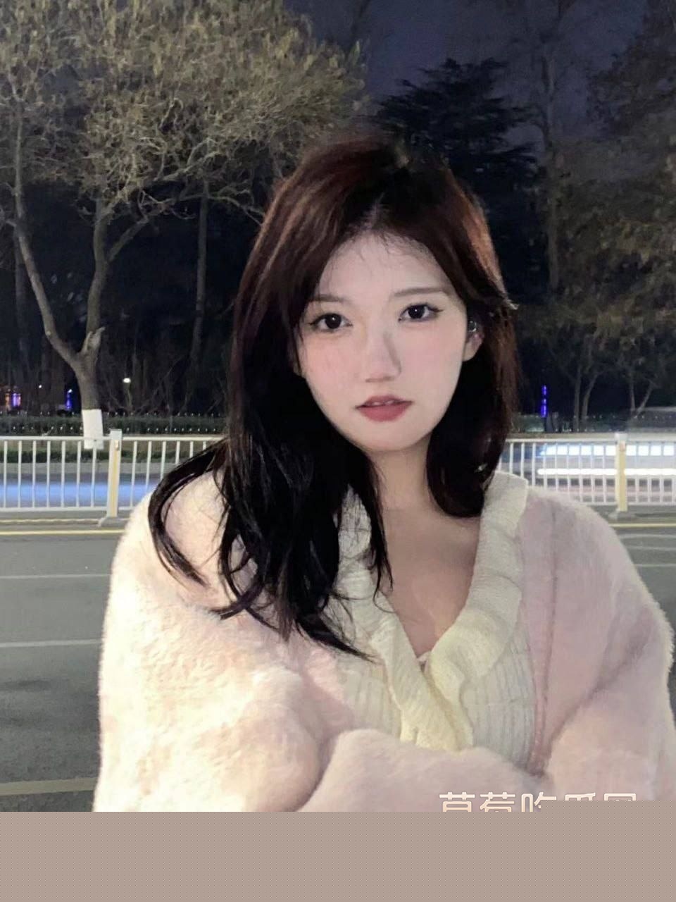 杭州团播小网红吕晓敏 为了笼络直播间榜一大哥 亲自送逼上门 被大屌射满胸口! 5 杭州团播小网红吕晓敏 为了笼络直播间榜一大哥 亲自送逼上门 被大屌射满胸口! 5