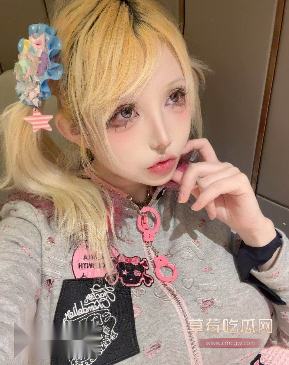 巨乳福利姬肥嘟嘟右卫门自慰视频流出2 巨乳福利姬肥嘟嘟右卫门自慰视频流出2