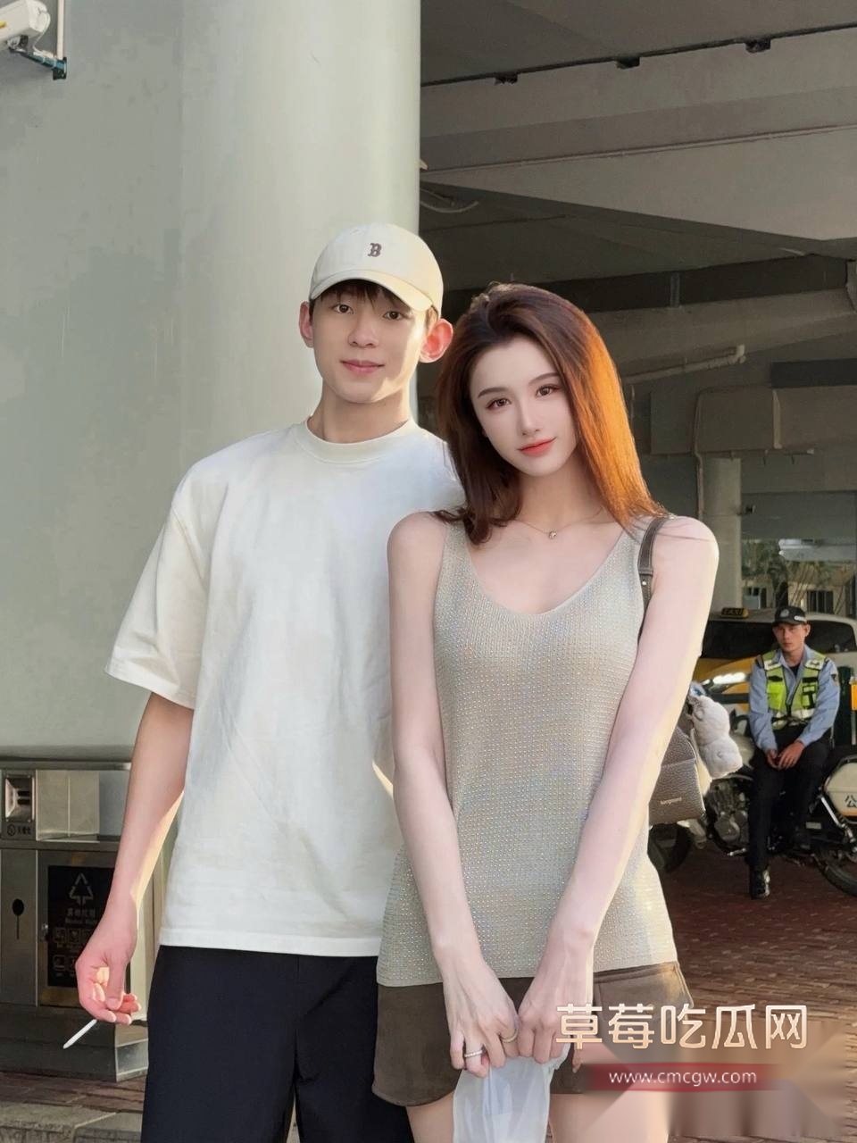 抖音百万粉丝男网红 F小奇 被曝约炮身材火辣已婚女粉 线上直播圈钱线下暗戳戳与少妇秀恩爱 7 抖音百万粉丝男网红 F小奇 被曝约炮身材火辣已婚女粉 线上直播圈钱线下暗戳戳与少妇秀恩爱 7