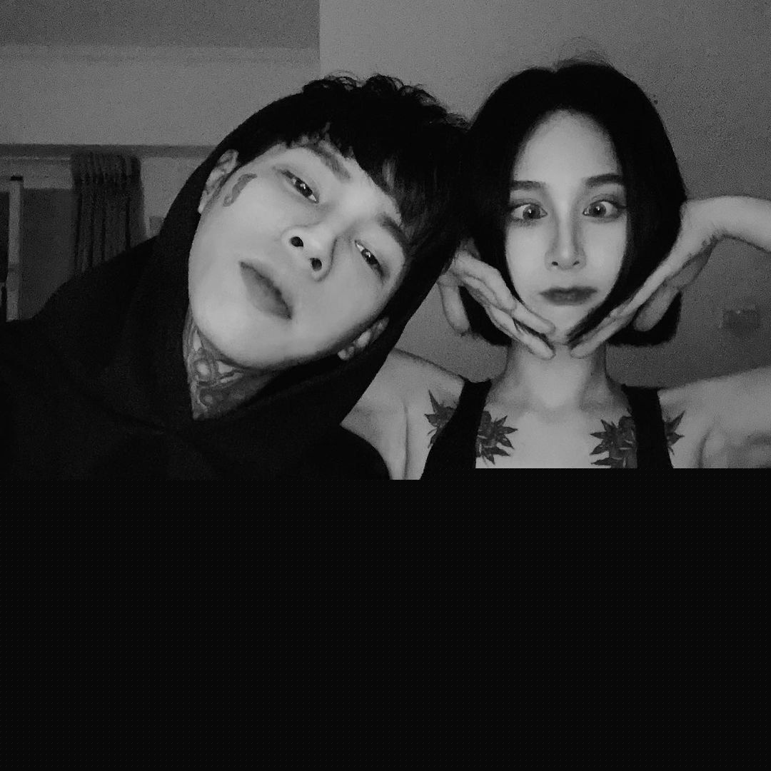 推特爆火网黄情侣JKS&C付费操穴视频外泄 女主不仅骚浪还很配合 两人玩着各种姿势沉浸在高潮中 推特爆火网黄情侣JKS&C付费操穴视频外泄 女主不仅骚浪还很配合 两人玩着各种姿势沉浸在高潮中