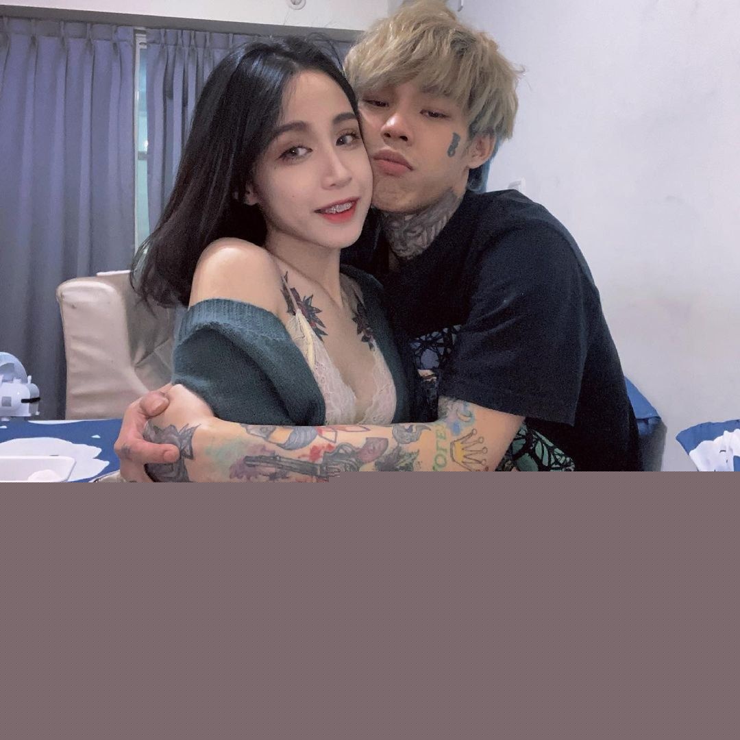 推特爆火网黄情侣JKS&C付费操穴视频外泄 女主不仅骚浪还很配合 两人玩着各种姿势沉浸在高潮中 推特爆火网黄情侣JKS&C付费操穴视频外泄 女主不仅骚浪还很配合 两人玩着各种姿势沉浸在高潮中