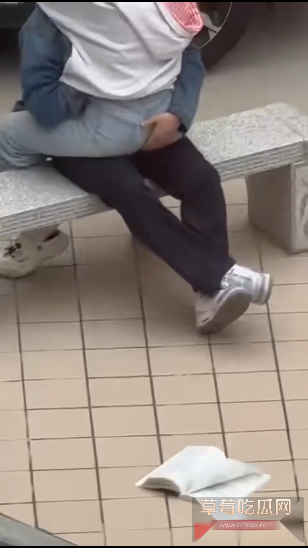 海洋学院情侣石凳事件 3 海洋学院情侣石凳事件 3