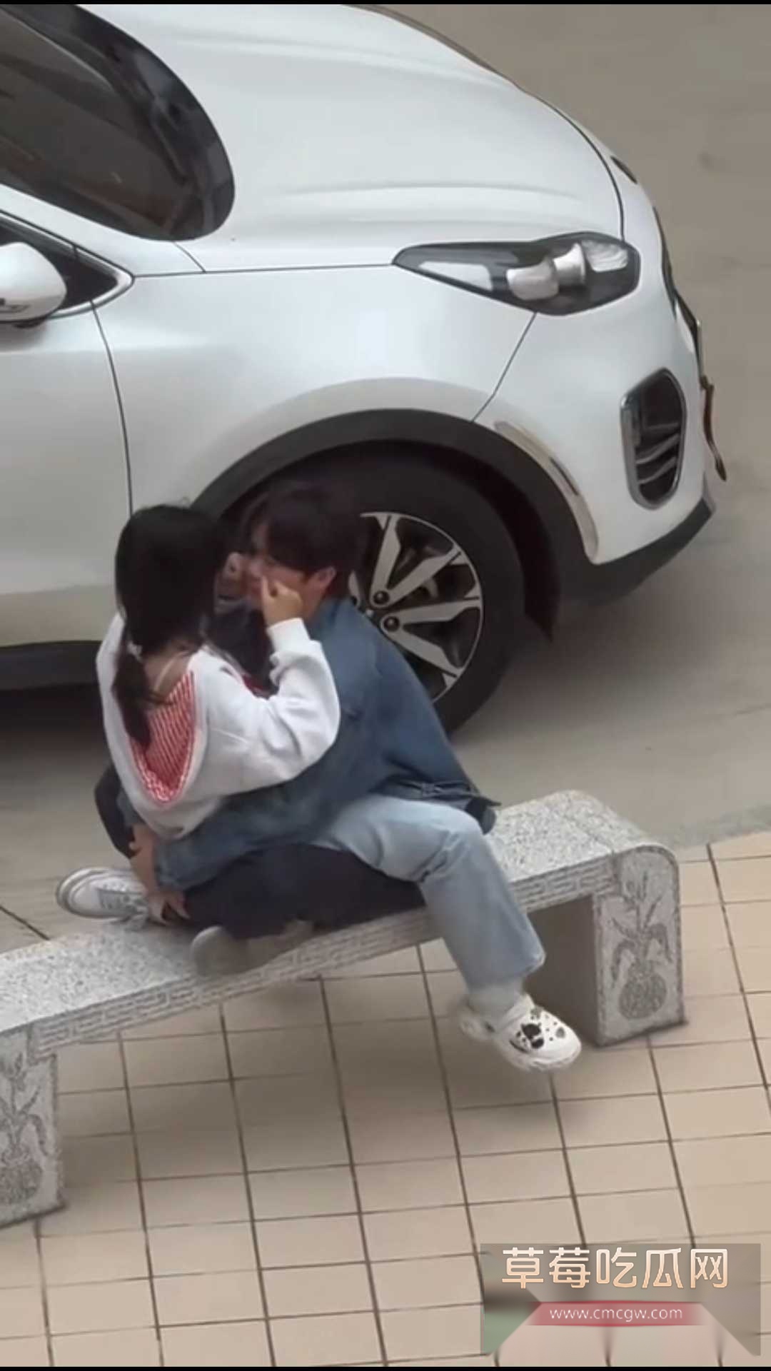 海洋学院情侣石凳事件 6 海洋学院情侣石凳事件 6