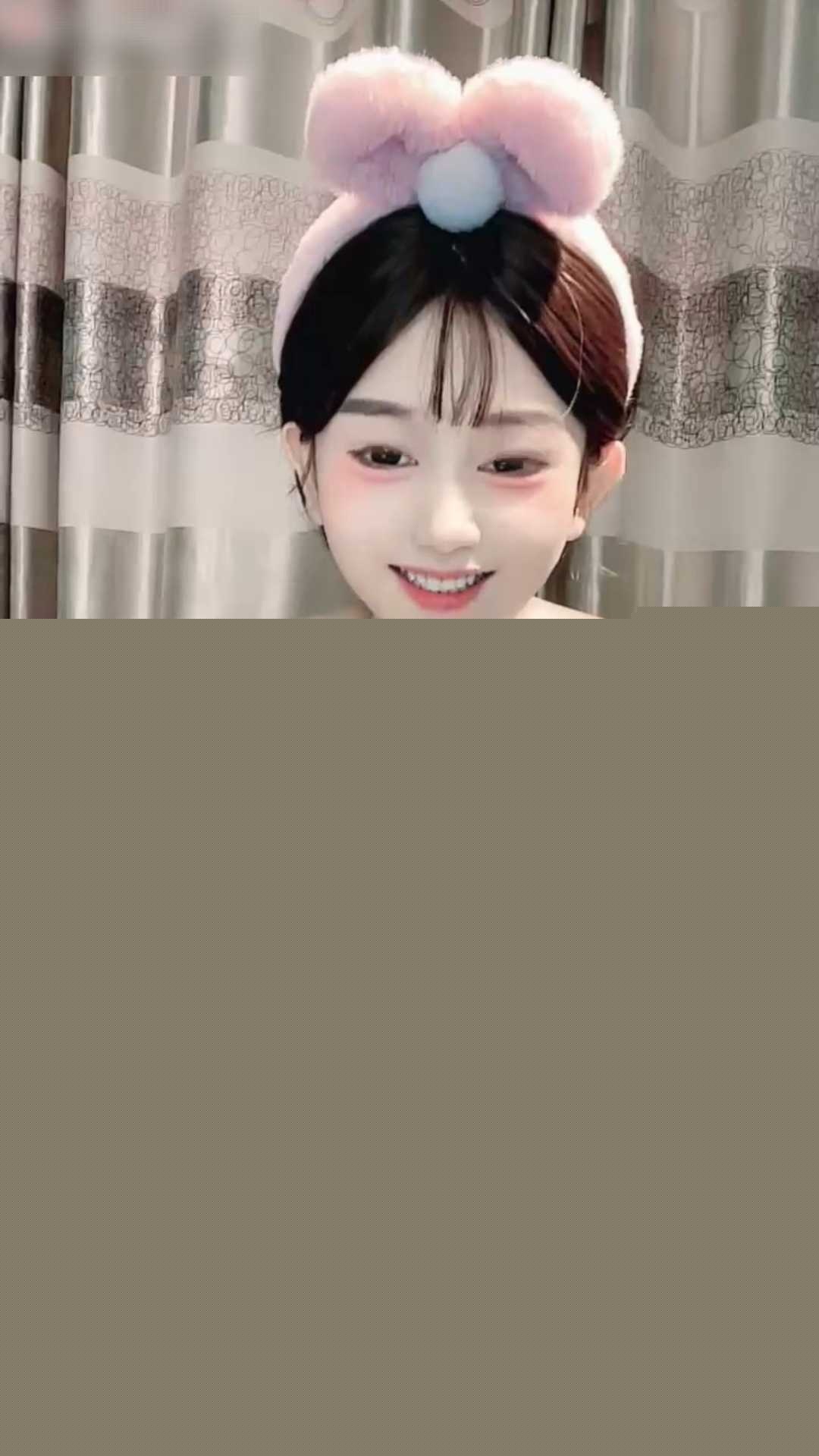 昆明巨乳高颜主播大尺度直播 1